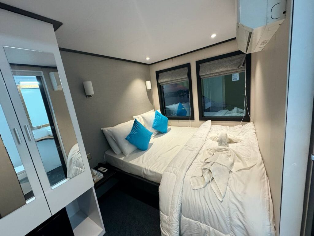 Cabin #10 upper deck